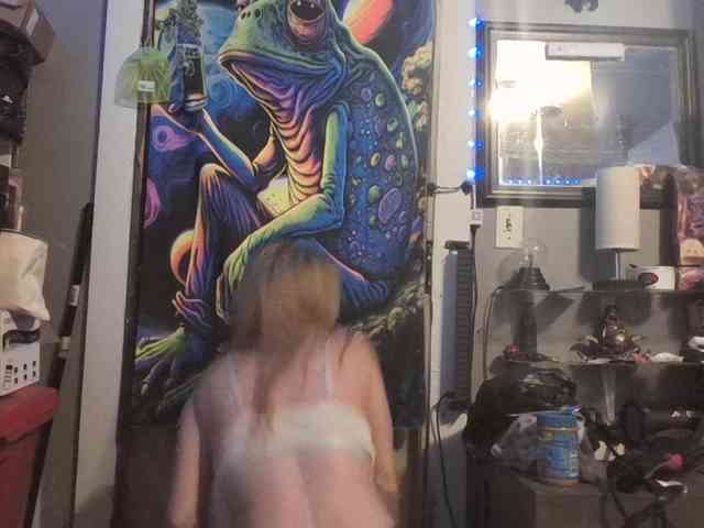 BeautyQueenMa webcam