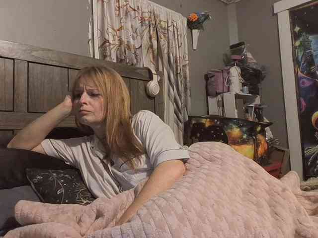 BeautyQueenMa webcam