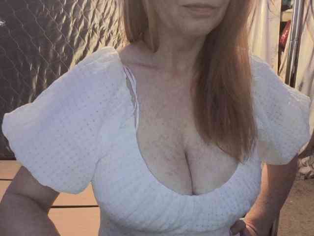 BeautyQueenMa webcam