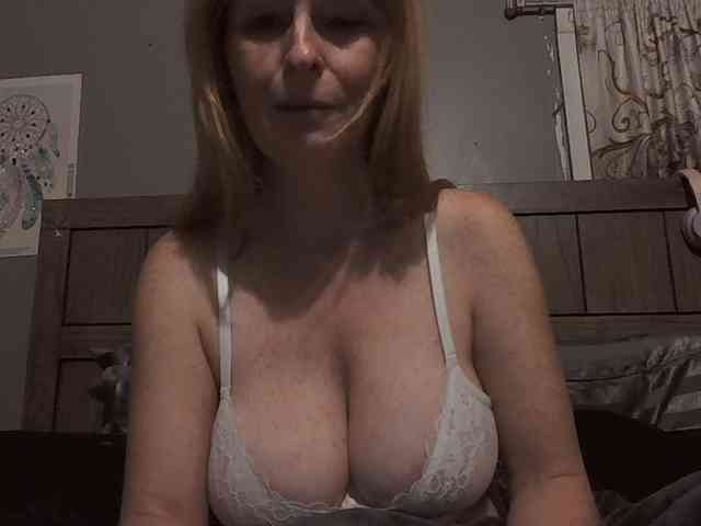 BeautyQueenMa webcam