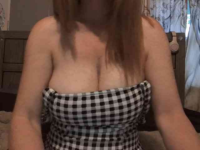 BeautyQueenMa webcam