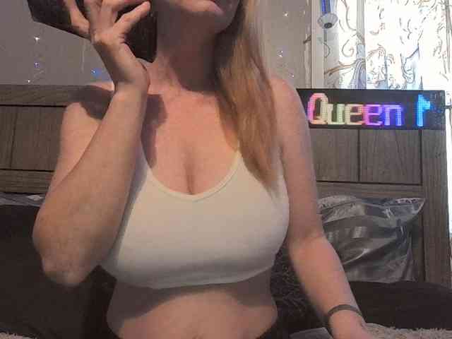 BeautyQueenMa webcam