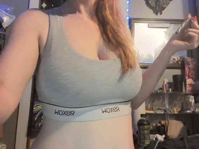 BeautyQueenMa webcam