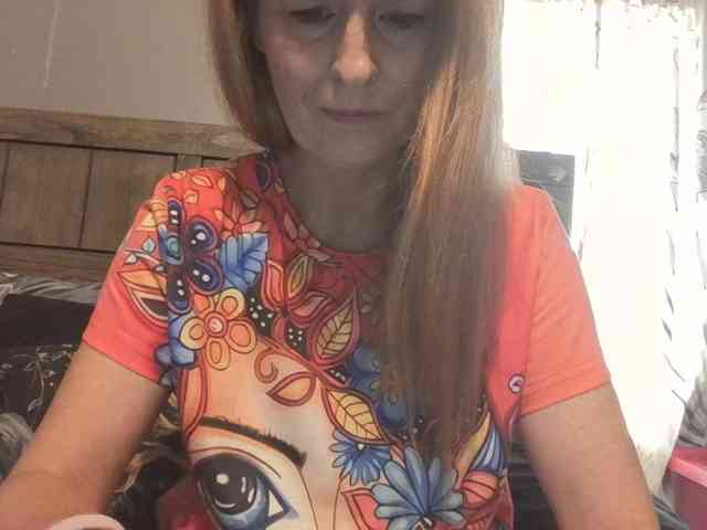 BeautyQueenMa webcam