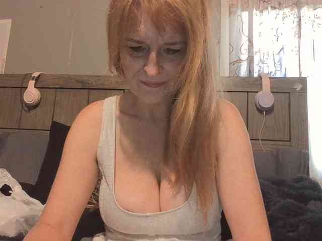 BeautyQueenMa webcam