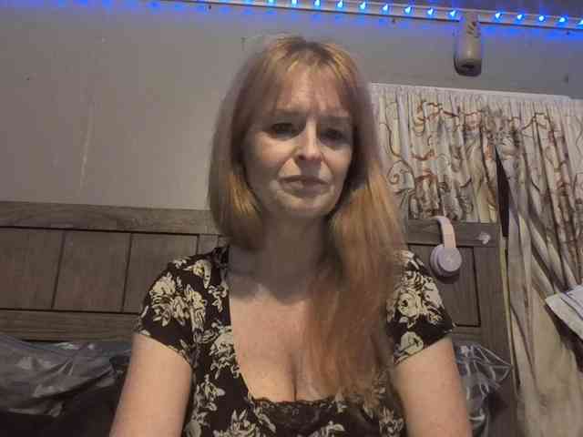 BeautyQueenMa webcam