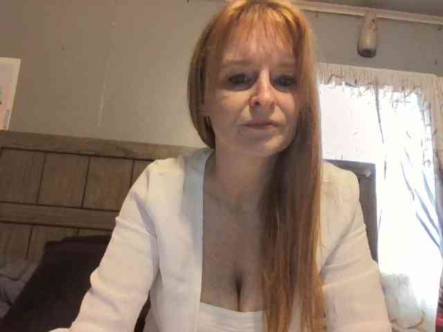 BeautyQueenMa webcam