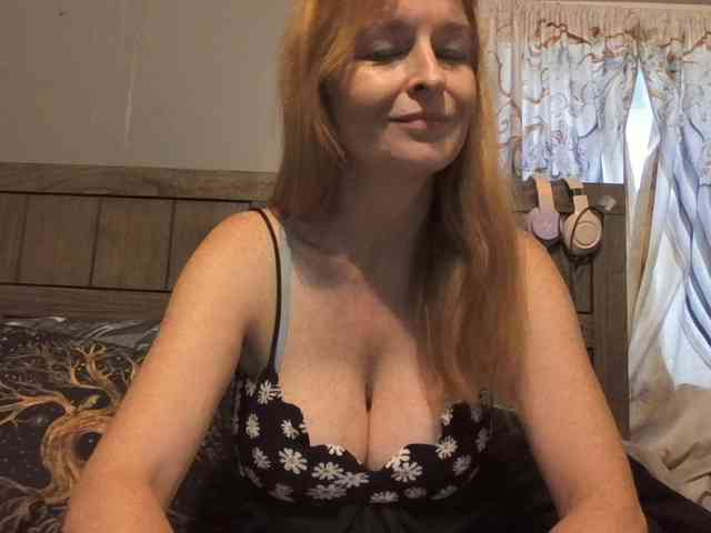 BeautyQueenMa webcam