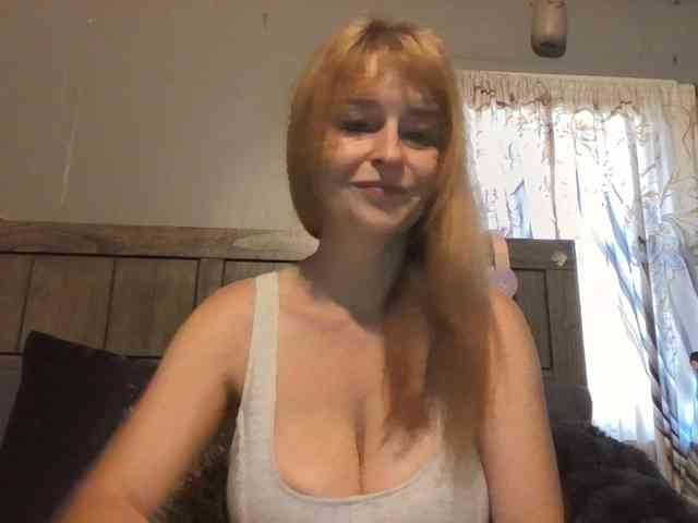 BeautyQueenMa webcam