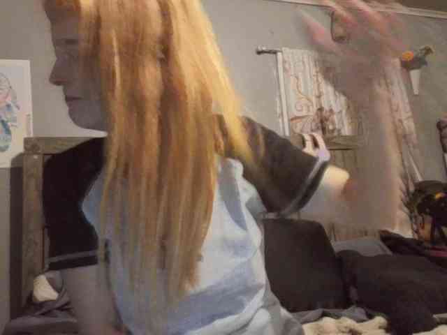 BeautyQueenMa webcam