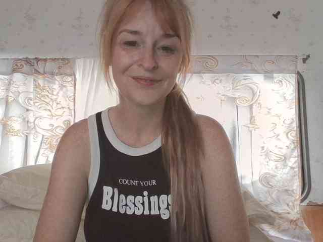 BeautyQueenMa webcam