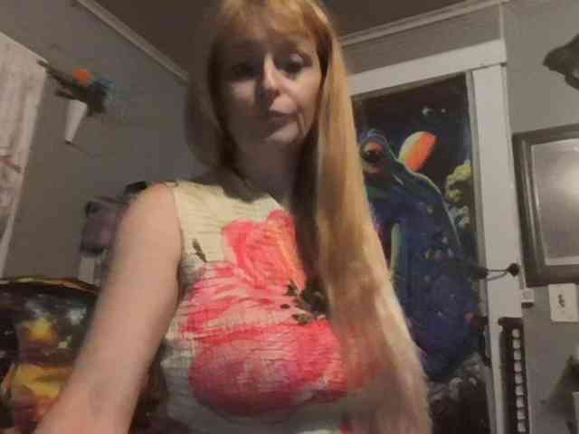 BeautyQueenMa webcam