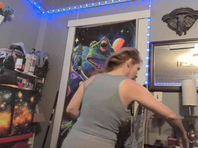 BeautyQueenMa webcam