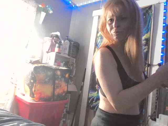 BeautyQueenMa webcam