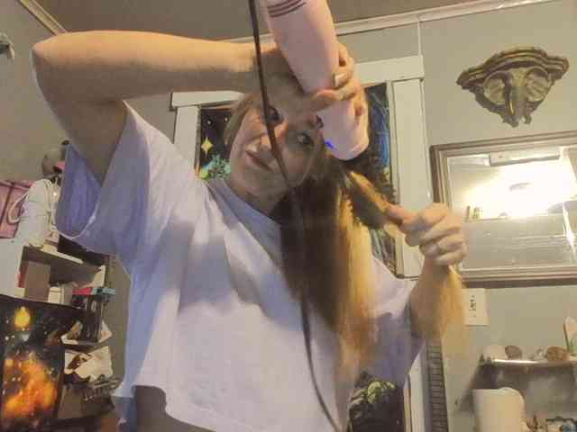 BeautyQueenMa webcam