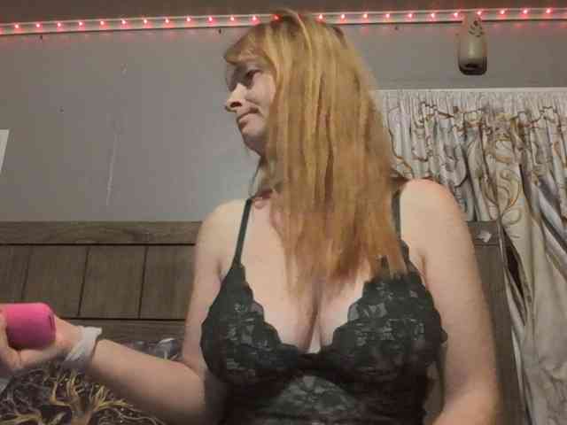 BeautyQueenMa webcam