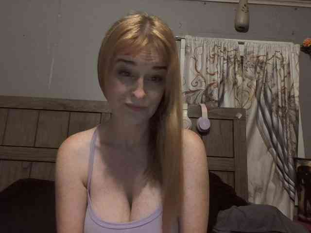 BeautyQueenMa webcam