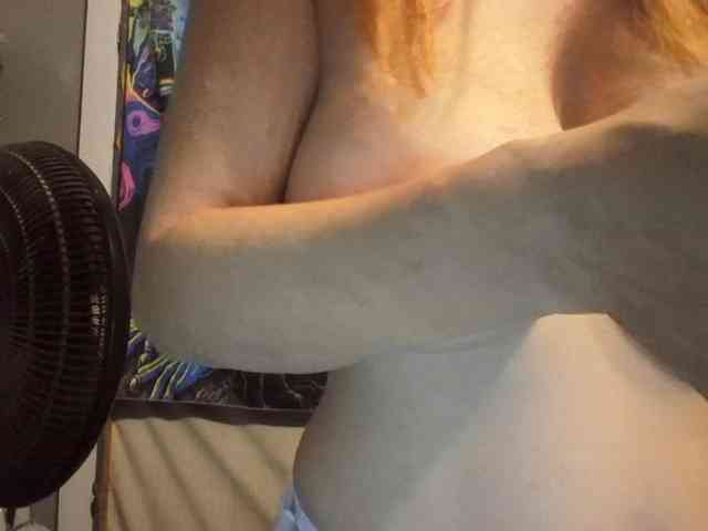 BeautyQueenMa webcam
