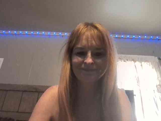 BeautyQueenMa webcam