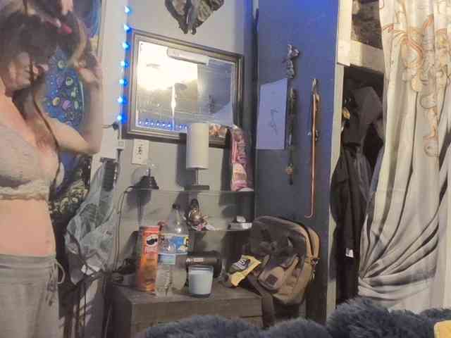 BeautyQueenMa webcam