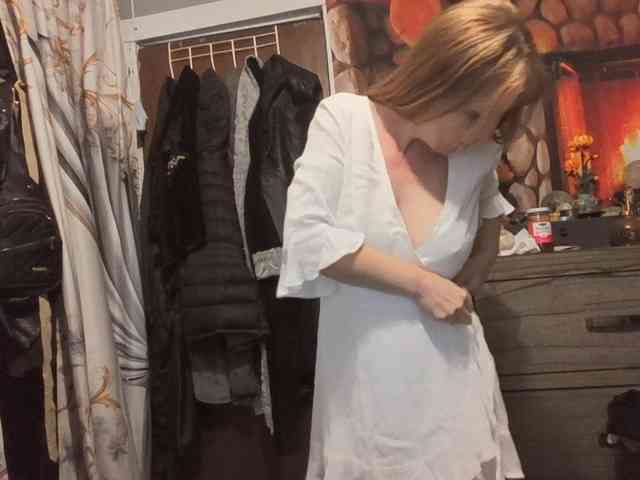 BeautyQueenMa webcam