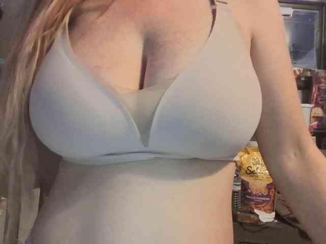 BeautyQueenMa webcam