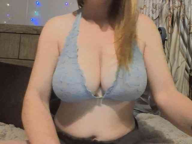 BeautyQueenMa webcam