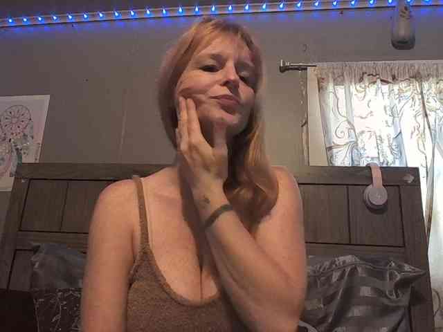 BeautyQueenMa webcam