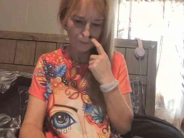 BeautyQueenMa webcam