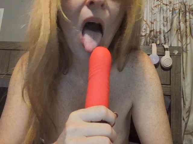 BeautyQueenMa webcam