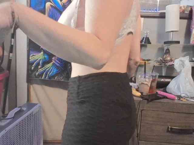 BeautyQueenMa webcam