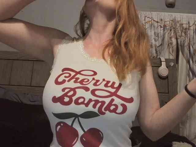 BeautyQueenMa webcam