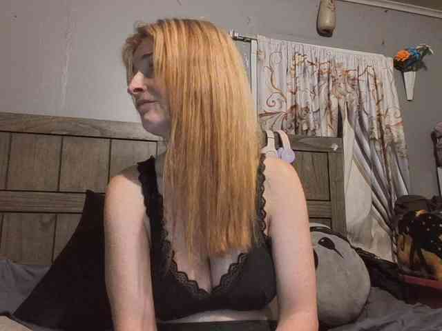BeautyQueenMa webcam