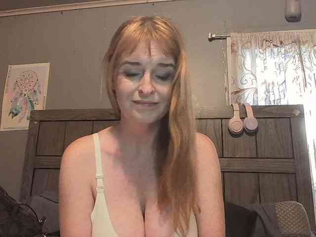 BeautyQueenMa webcam