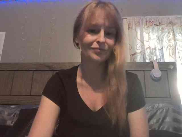 BeautyQueenMa webcam