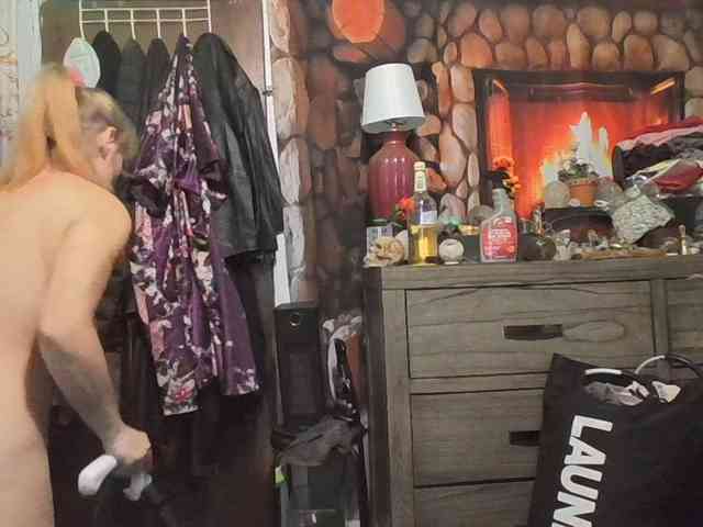 BeautyQueenMa webcam