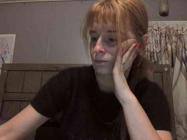 BeautyQueenMa webcam