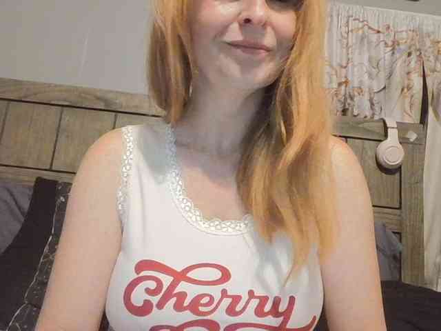 BeautyQueenMa webcam