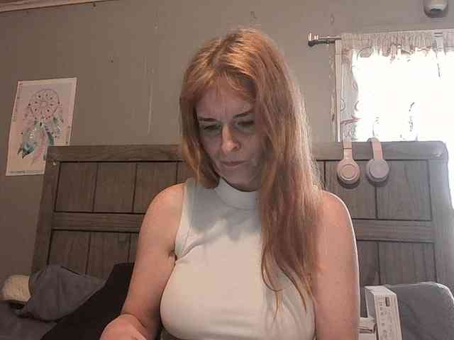 BeautyQueenMa webcam