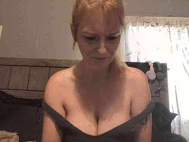BeautyQueenMa webcam
