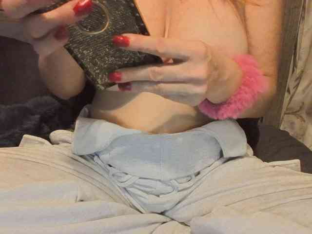 BeautyQueenMa webcam