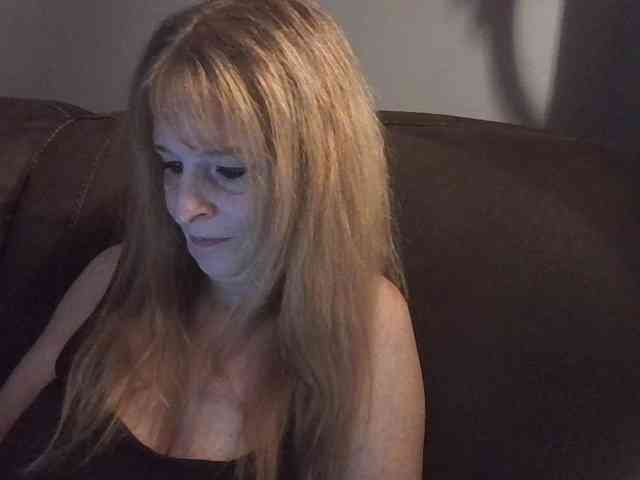 BeautyQueenMa webcam