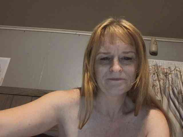 BeautyQueenMa webcam