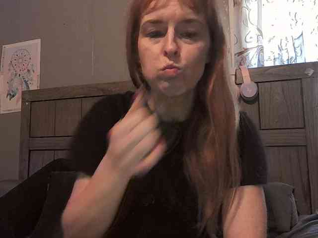 BeautyQueenMa webcam