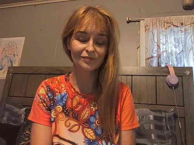 BeautyQueenMa webcam