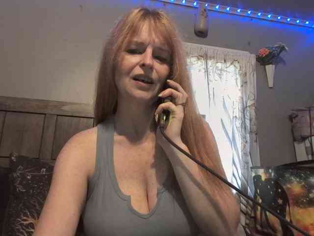 BeautyQueenMa webcam
