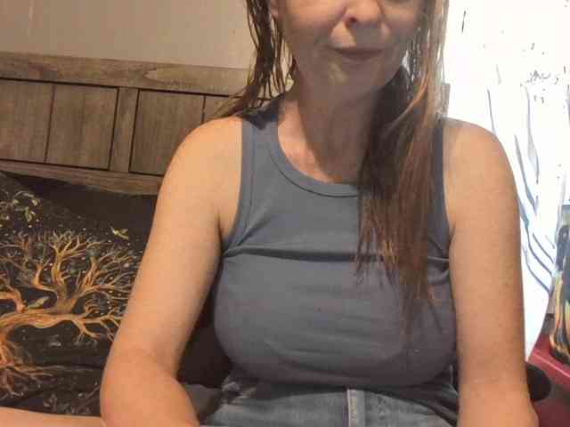 BeautyQueenMa webcam