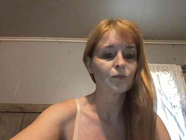 BeautyQueenMa webcam