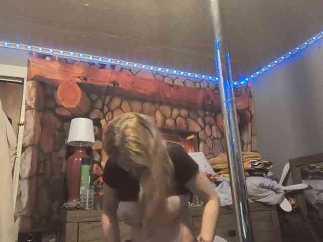 BeautyQueenMa webcam