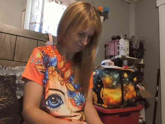 BeautyQueenMa webcam